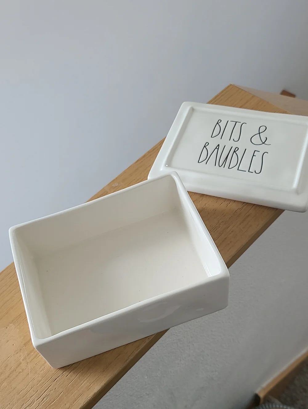 Bits & Baubles Ceramic Trinket Box - White